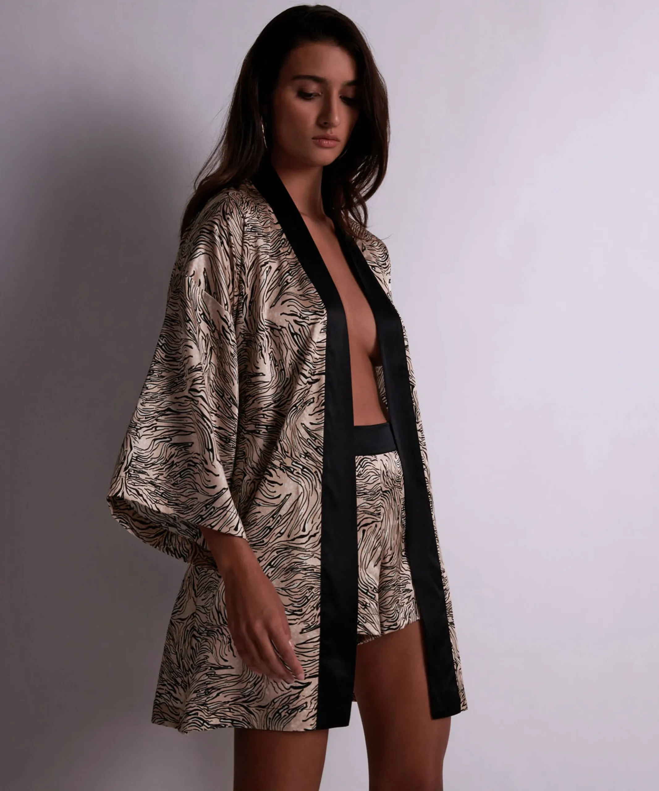 Smocky Night Kimono